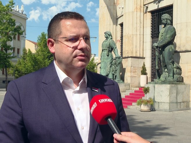 Kovačević: Opozicija se ne oglašava o krivičnim prijavama protiv Srba ni o napadu Bećirovića, ali zato napadaju Vladu Srpske