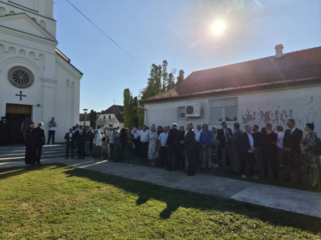 Јasenovac: Kod manastira Rođenja Svetog Јovana Krstitelja obilježava se praznik Svetih novomučenika jasenovačkih