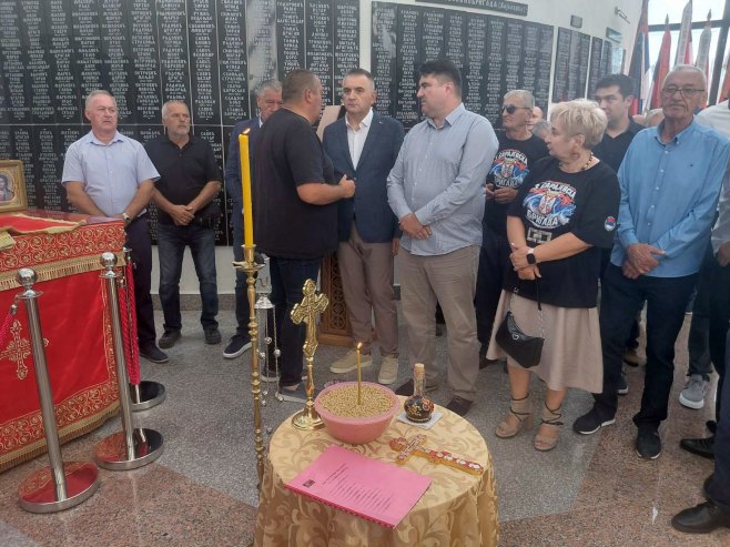 Minić: Srpski narod mora uzdignute glave težiti jedinstvu