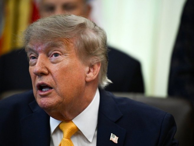 Donald Tramp (Foto: EPA/ANNABELLE GORDON / POOL) - 