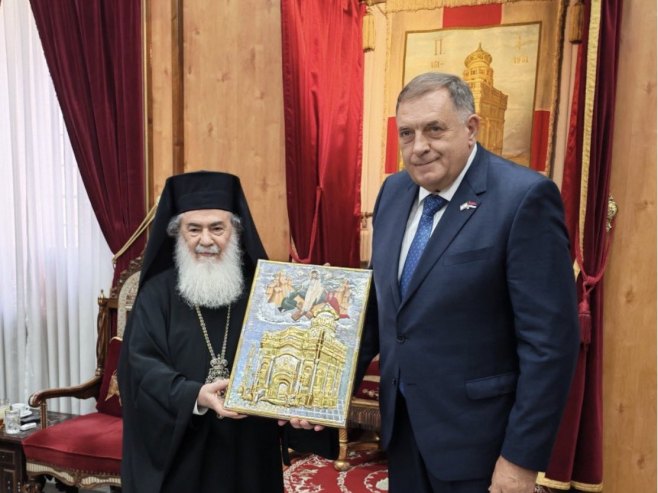 Patrijarh Teofil III i Dodik (foto: https://x.com/MiloradDodik) Patrijarh Teofil III i Dodik (foto: https://x.com/MiloradDodik) -