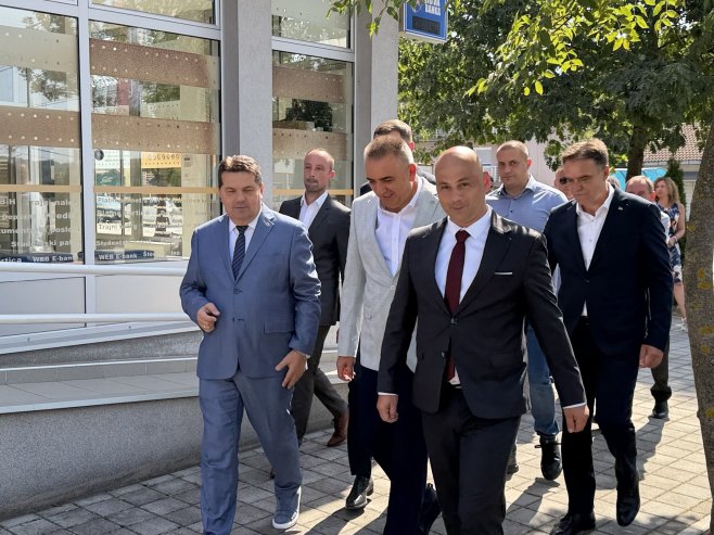 Minić i Stevandić u Stanarima - Foto: SRNA