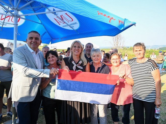 Željka Cvijanović i Savo Minić Željka Cvijanović i Savo Minić - Foto: Ustupljena fotografija