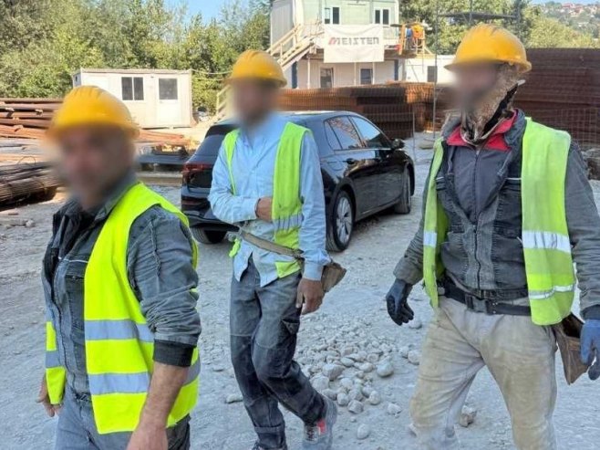 Zatečena četiri strana radnika bez potrebnih dozvola - Foto: Ustupljena fotografija