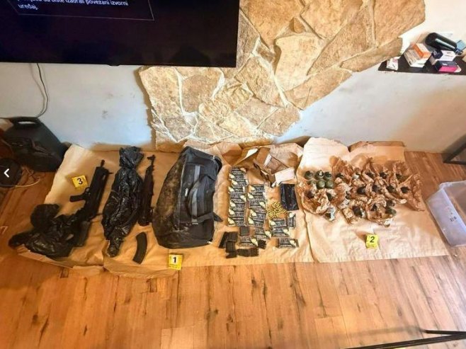 Zaplijenjena veća količina oružja, uhapšeno jedno lice (VIDEO)