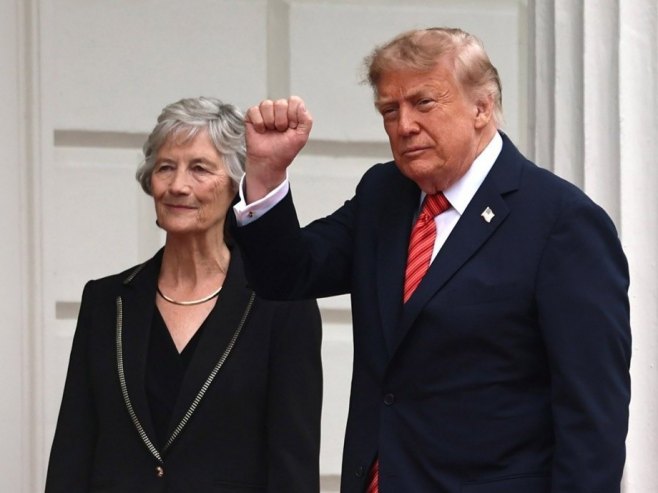 Donald Tramp (foto: EPA/NEIL HALL) Donald Tramp (foto: EPA/NEIL HALL) -