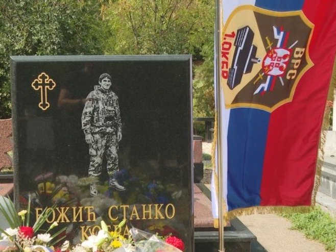 Navršile se 32 godine od pogibije legendarnog Stanka Božića - Kobre; Otkriven spomenik ovom junaku