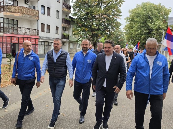 Kandidati Ujedinjene Srpske družili se sa Srpčanima: Niko ne smije da se odrodi od naroda