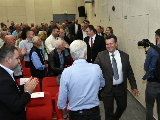 Branko Blanuša u Nevesinju (foto: SDS) - 