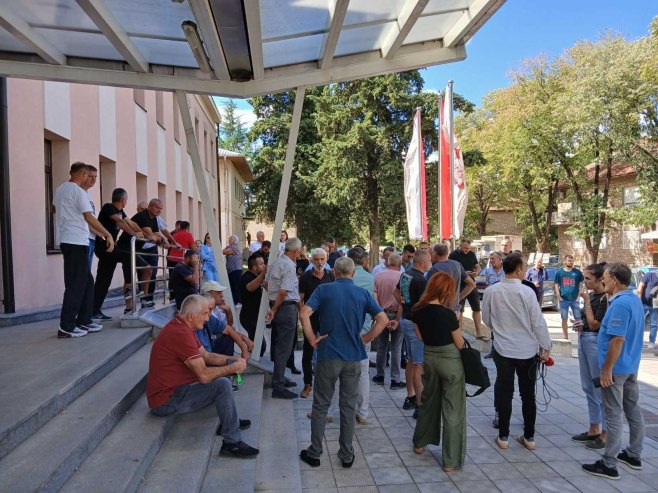 Mještani bilećkih sela protiv izgradnje solarne elektrane