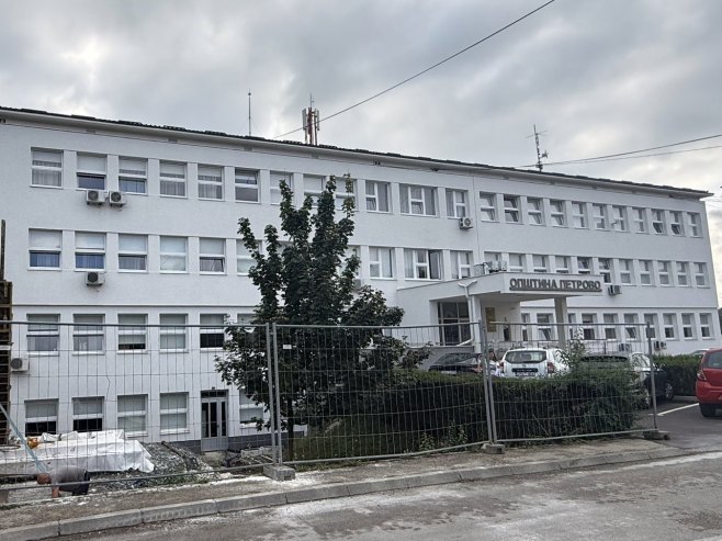 Počela izgradnja centralnog spomen obilježja u Petrovu