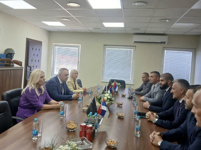 Minić i Cvijanovićeva posjetili kompaniju "Tehnički remont" - Poslovna jedinica TRB Bratunac
