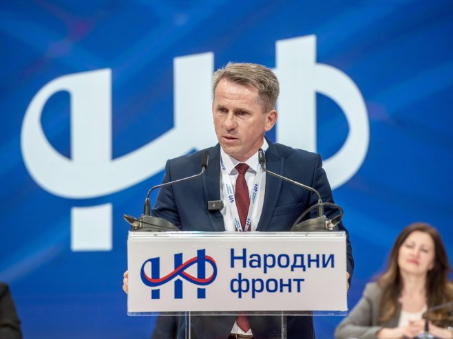 Dubravac: Smanjiti akcize da bi građani imali jeftinije gorivo