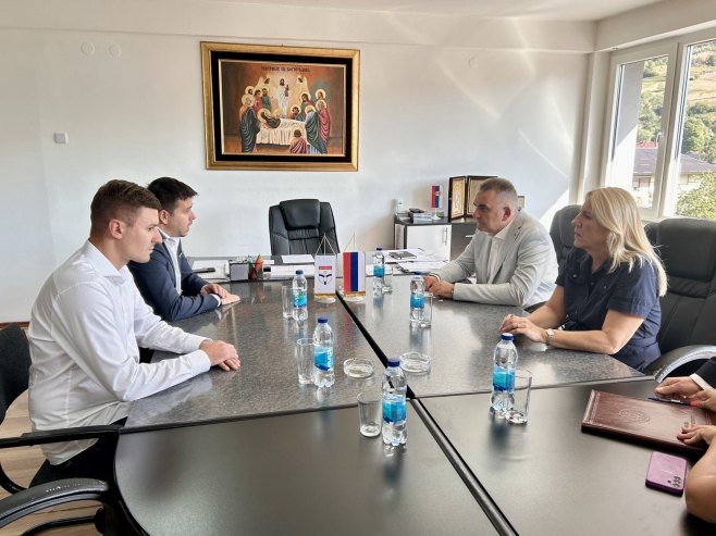 Minić i Cvijanović u Šekovićima: Sanacija Drinjače i vodovod među prioritetnim projektima (FOTO)