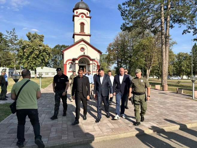 Budimir dočekao Jemeljanenka u Zalužanima - promocija  brojnih kapaciteta MUP-a Srpske (FOTO/VIDEO)