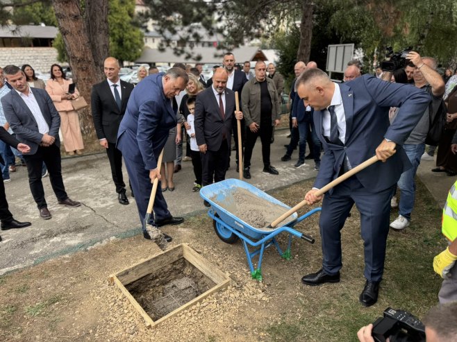 Dodik i Minić ozvaničili početak radova na dogradnji vrtića "Neven" u Višegradu