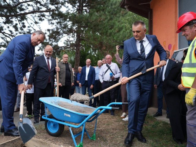 Povodom Dana opštine i krsne slave, u Višegradu ozvaničen početak dogradnje vrtića (FOTO)