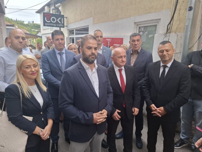 Koalicija SP, DEMOS-a i NDP-a u Višegradu - Foto: SRNA