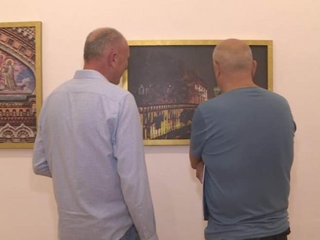 Trebinje: Predstavljena izložba "Svetinje Sankt Peterburga"