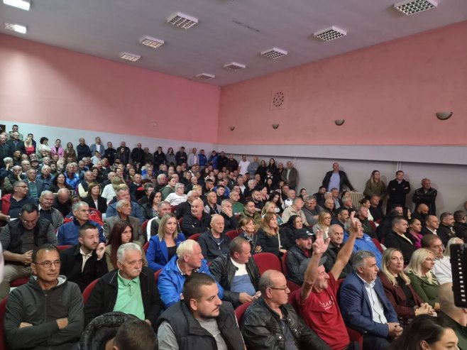 Ujedinjena Srpska u Omarskoj - Foto: RTRS