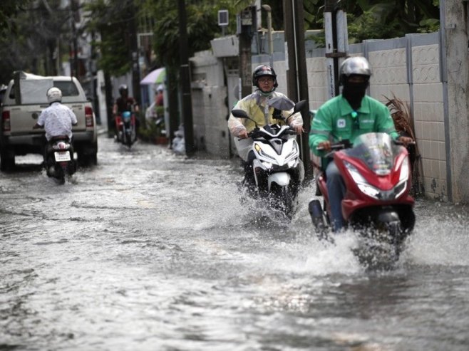 Stanje katastrofe u Bangkoku zbog poplava