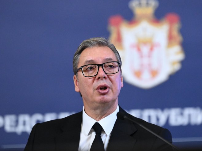 Vučić podnio ostavku (VIDEO)