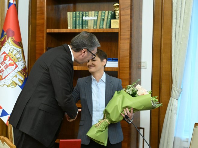 Vučić predao dužnost predsjednika Republike Ani Brnabić (VIDEO)