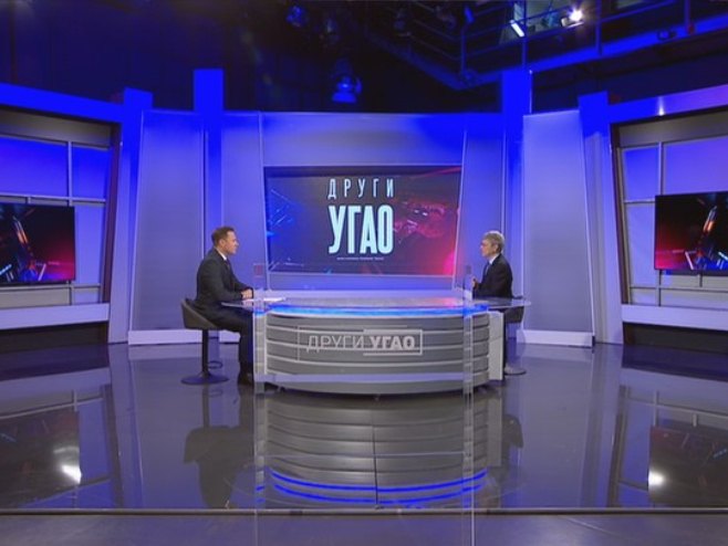 Saks: Sankcije koje je EU uvela Rusiji vratile se kao bumerang; NATO se mora prestatiti širiti (VIDEO)
