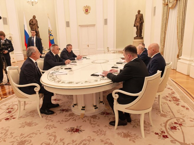 U Kremlju održan sastanak: Putin sa Dodikom i Minićem (VIDEO)