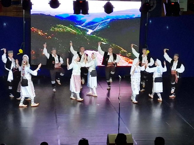 Ansambl "Venac" predstavio bogato kulturno nasljeđe