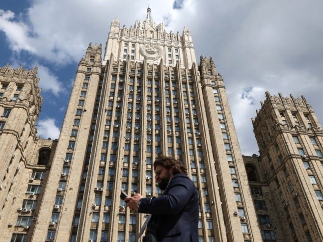 Ruski MIP upozorio strance da ne putuju u Ukrajinu
