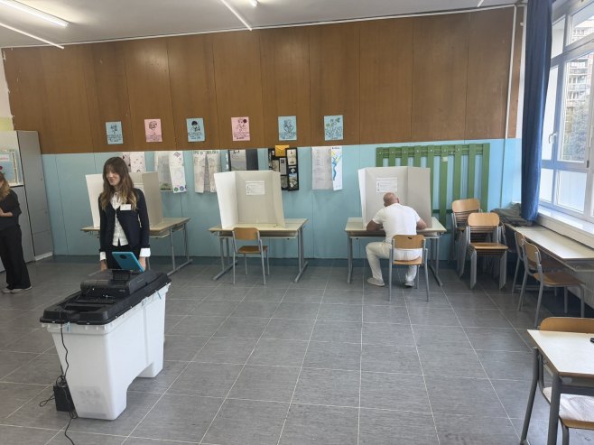 Izlaznost do 11.00 časova manja u odnosu na prošle izbore (VIDEO)