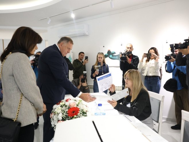 Dodik glasao u Laktašima