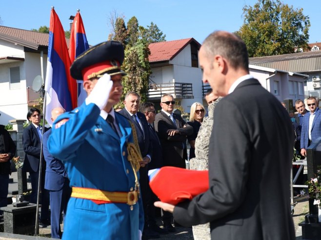 Sahranjena Biljana Plavšić (FOTO)