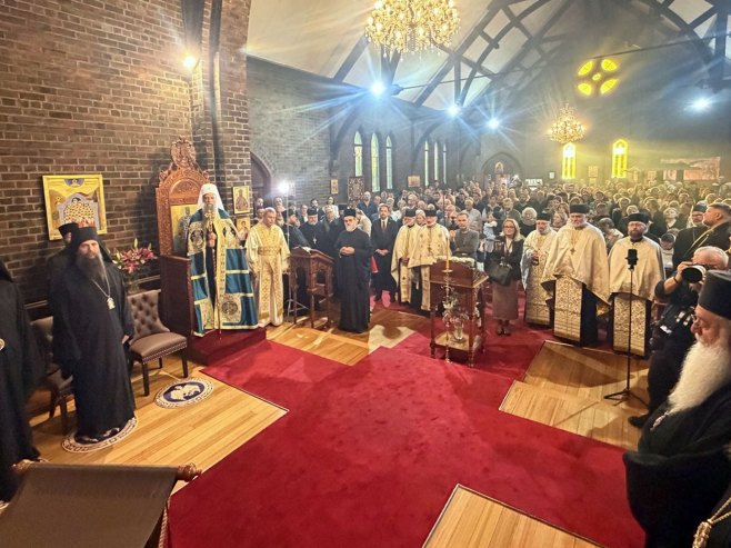 Doksologija u čast patrijarha Porfirija: Srbi u Australiji nikada da ne odstupe od svoje vjere