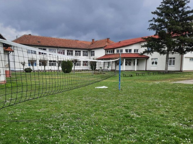 OŠ "Sveti Sava" u semberskom selu Crnjelovo obilježila veliki jubilej – 150 godina rada (VIDEO) OŠ "Sveti Sava" u semberskom selu Crnjelovo obilježila veliki jubilej – 150 godina rada (VIDEO)