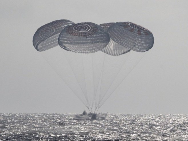Povratak astronauta na Zemlju (foto: EPA/KEEGAN BARBER / NASA / HANDOUT) Povratak astronauta na Zemlju (foto: EPA/KEEGAN BARBER / NASA / HANDOUT) -