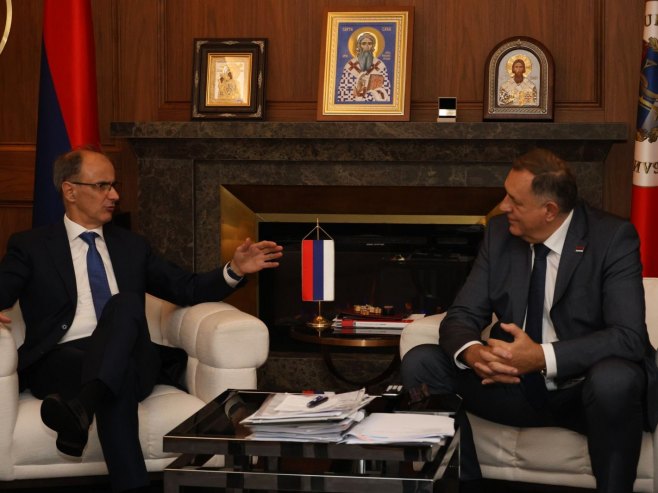 Dodik: Zadovoljstvo je sresti se sa Macutom i razgovarati o saradnji Srpske i Srbije