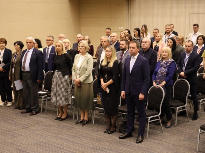 "Oktobarski pravnički dani" u Tesliću "Oktobarski pravnički dani" u Tesliću - Foto: Ustupljena fotografija