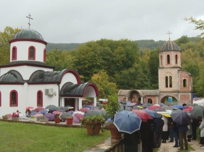 Manastir Medna: 20 godina od čudesnog obretenja moštiju Svetih Serafima, Avakuma i Mardarija