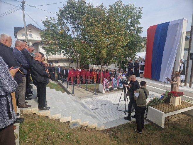 Petrovo obilježava Dan opštine i krsnu slavu: Osveštano centralno spomen-obilježje