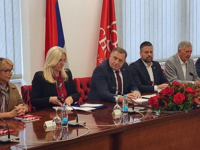 Sastanak SNSD-a i HDZ-a u Banjaluci (Konferencija za novinare na RTRS)