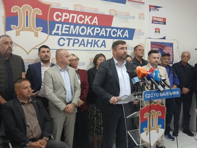 Petrović: Odluka Blanuše nije u skladu sa stranačkim statutom