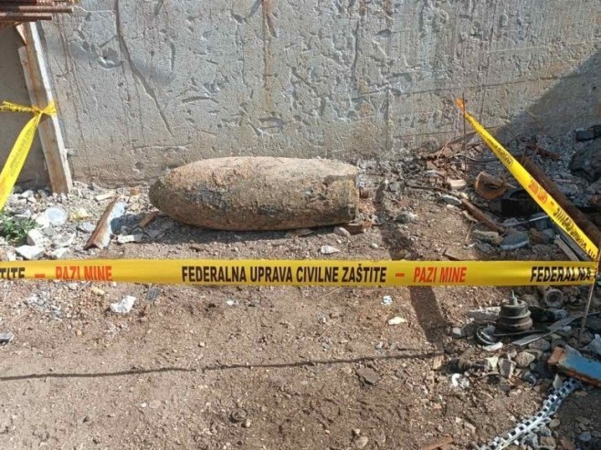 Uništavanje avionske bombe iz Drugog svjetskog rata