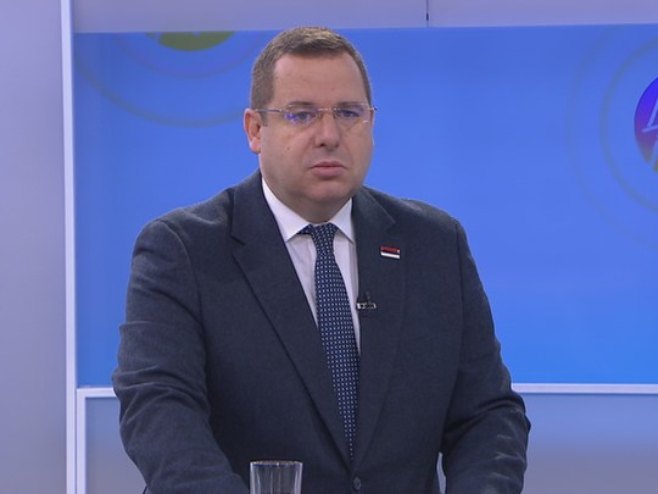 Kovačević: Nemamo crvene linije, već crvene, plave i bijele kao simbol onoga za šta se borimo svim srcem i dušom (VIDEO)