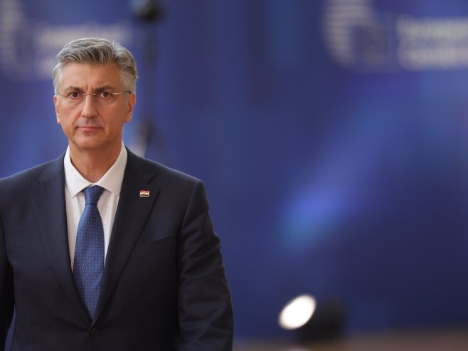 Plenković odbacio optužbe o "otrovnoj Lici", tvrdi da opozicija pokušava destabilizovati Vladu Plenković odbacio optužbe o "otrovnoj Lici", tvrdi da opozicija pokušava destabilizovati Vladu