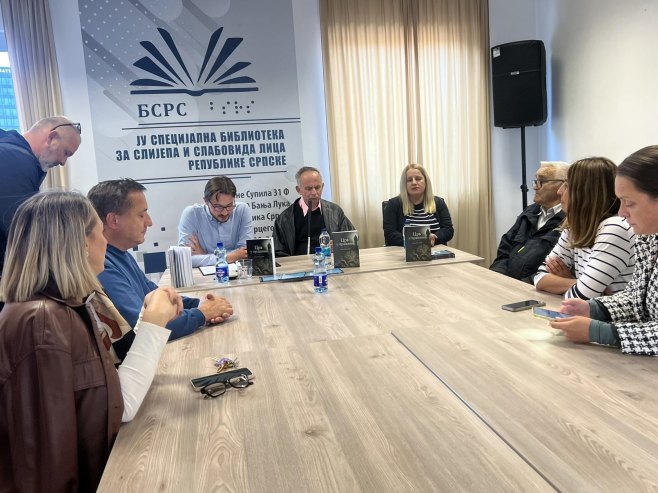 Promocija romana "Crv u prašini" - Foto: RTRS