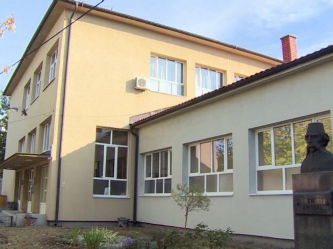 Tradicionalna humanitarna akcija "Obradujmo vršnjake na Kosovu i Metohiji"