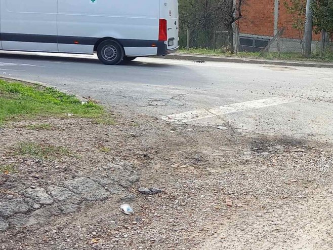 Nakon izgradnje vodovoda Ulica Blagoja Parovića ostala prepuna udarnih rupa, mještani Tunjica ogorčeni