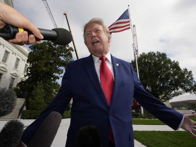 Donald Tramp (Foto:  EPA/YURI GRIPAS) -